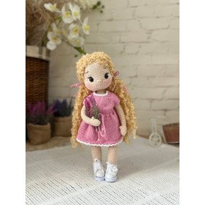 Muñeca amigurumi de ganchillo