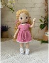 Muñeca amigurumi de ganchillo