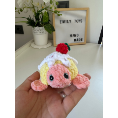 Crochet turtle toy