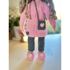 Muñeca personalizada de ganchillo