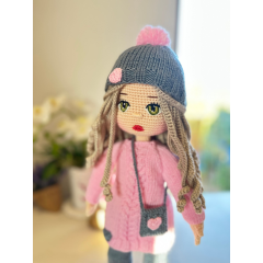 Muñeca personalizada de ganchillo